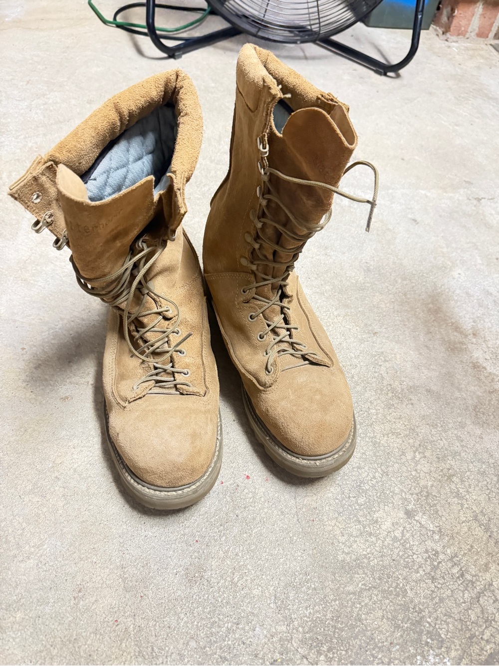 Matterhorn Men's 10.5W Military Combat Boots Tactical Suede Lace-Up Boots Tan